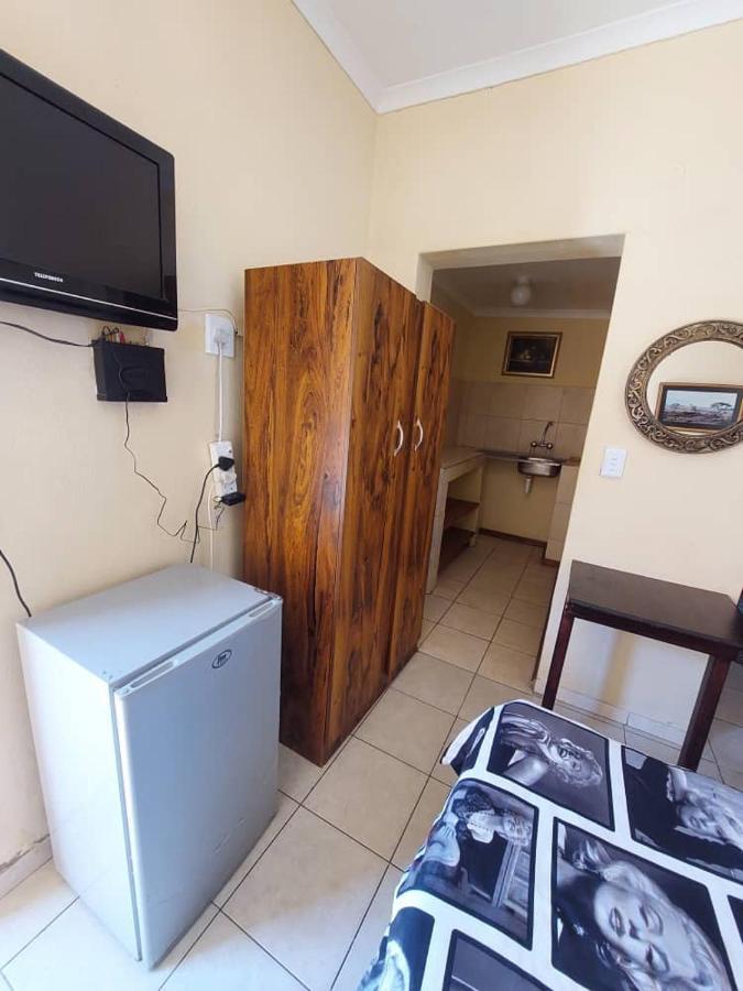 Skippers Backpackers Cc Walvis Bay Eksteriør bilde
